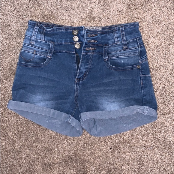 hot kiss jean shorts